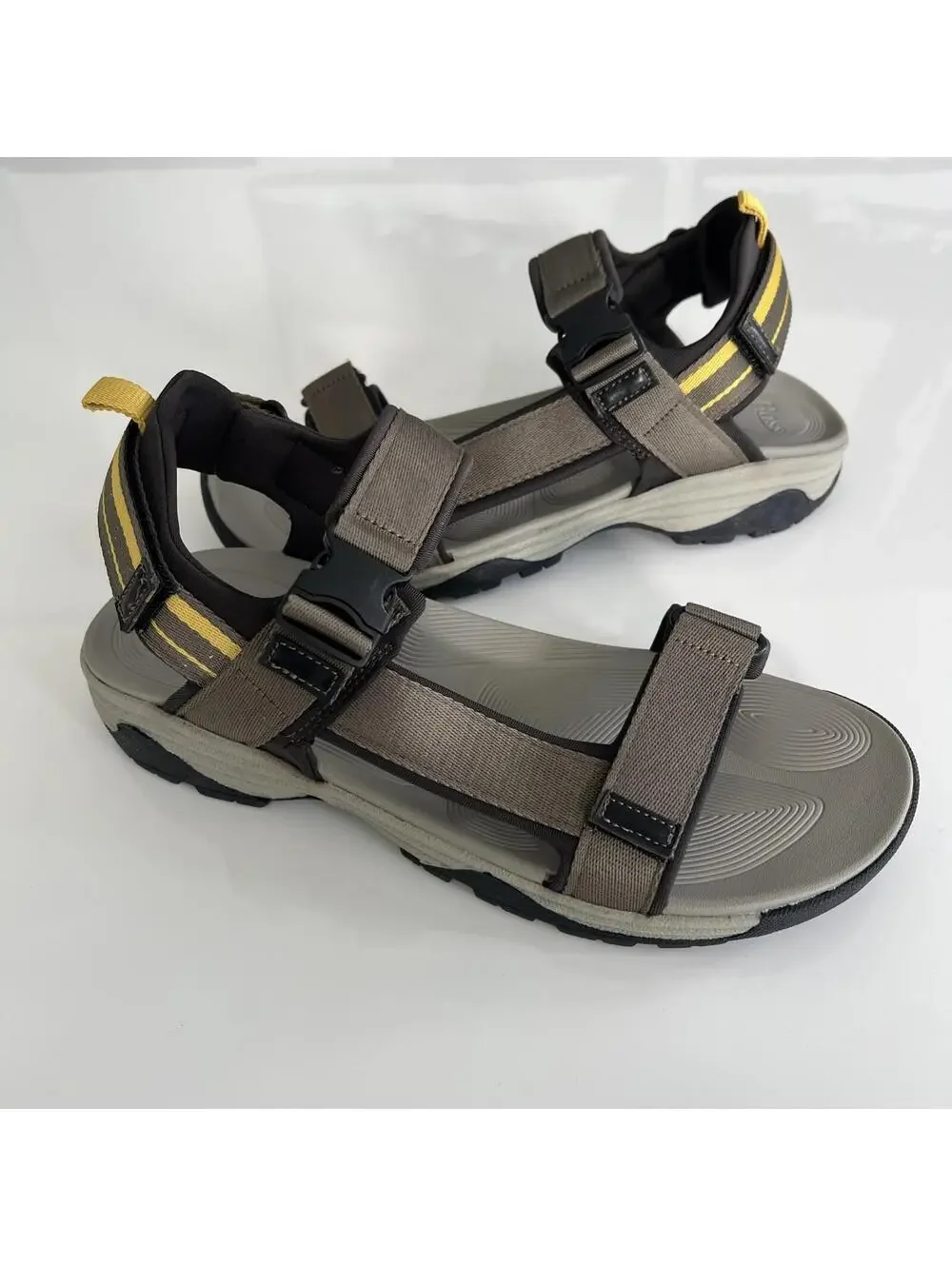 Bass Mens Trek Sporty Sandle Shoe Size 11